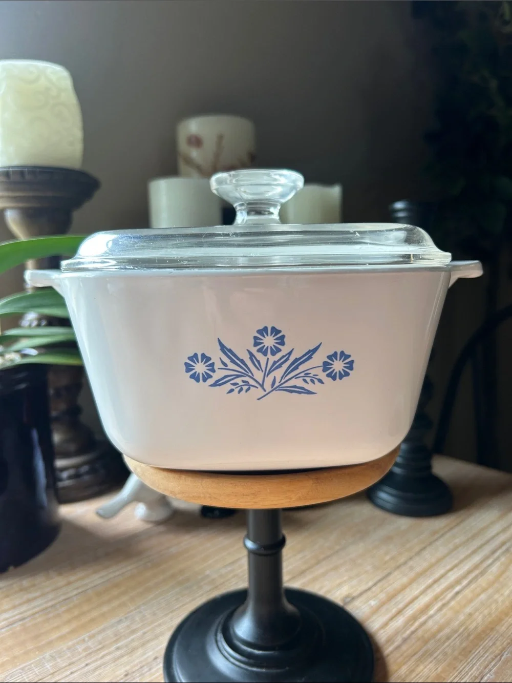 Vintage  CorningWare Blue Cornflower Casserole Dish & Glass Lid.